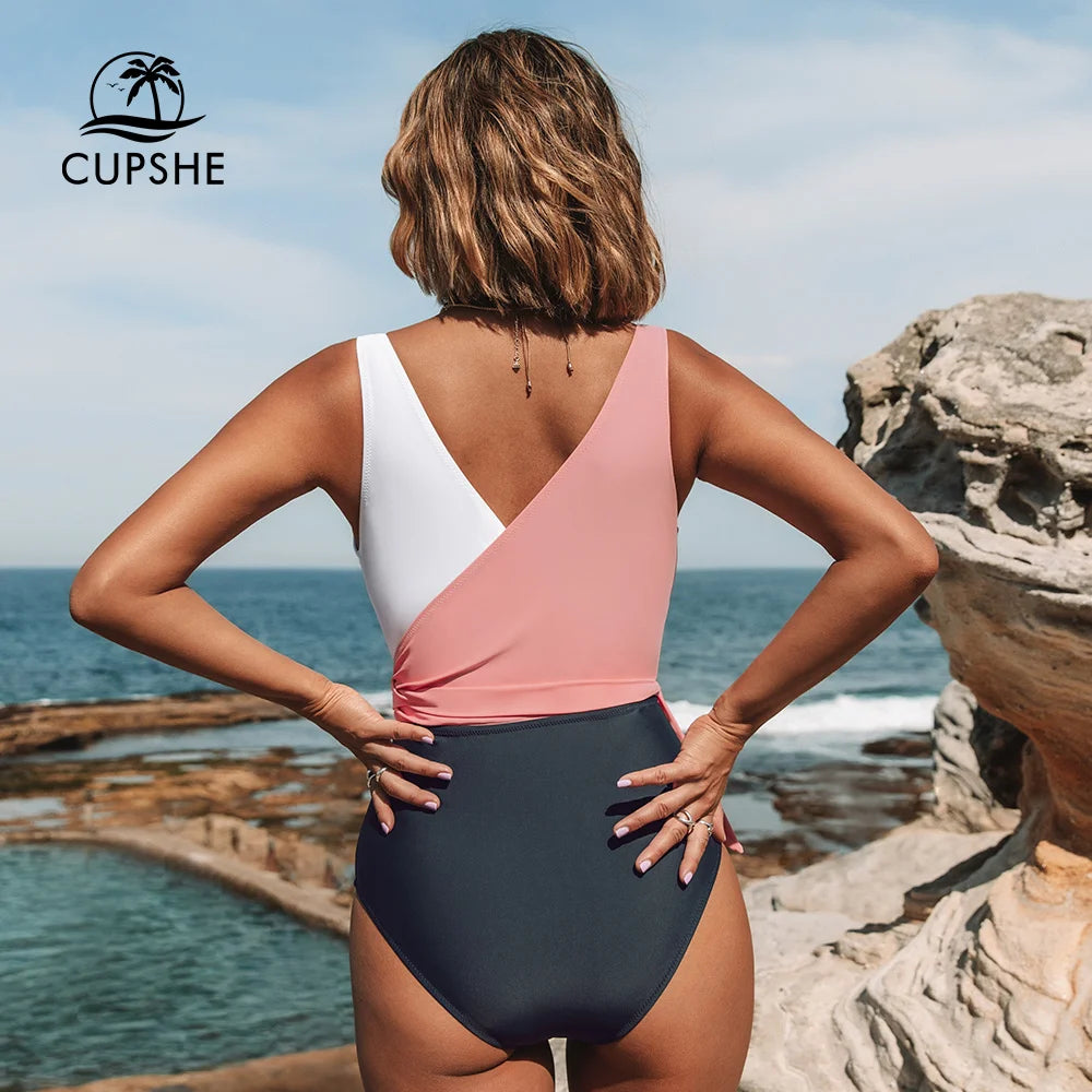 CUPSHE V-neck Lace Up One-Piece Swimsuit