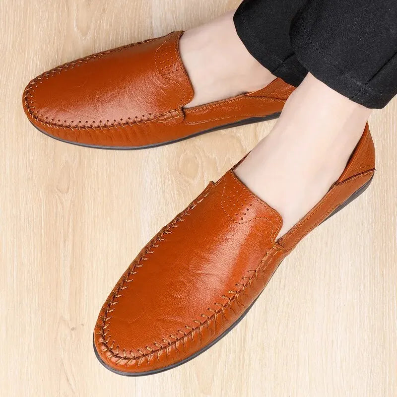 CLOHOO Men's Handmade Genuine Leather Loafer