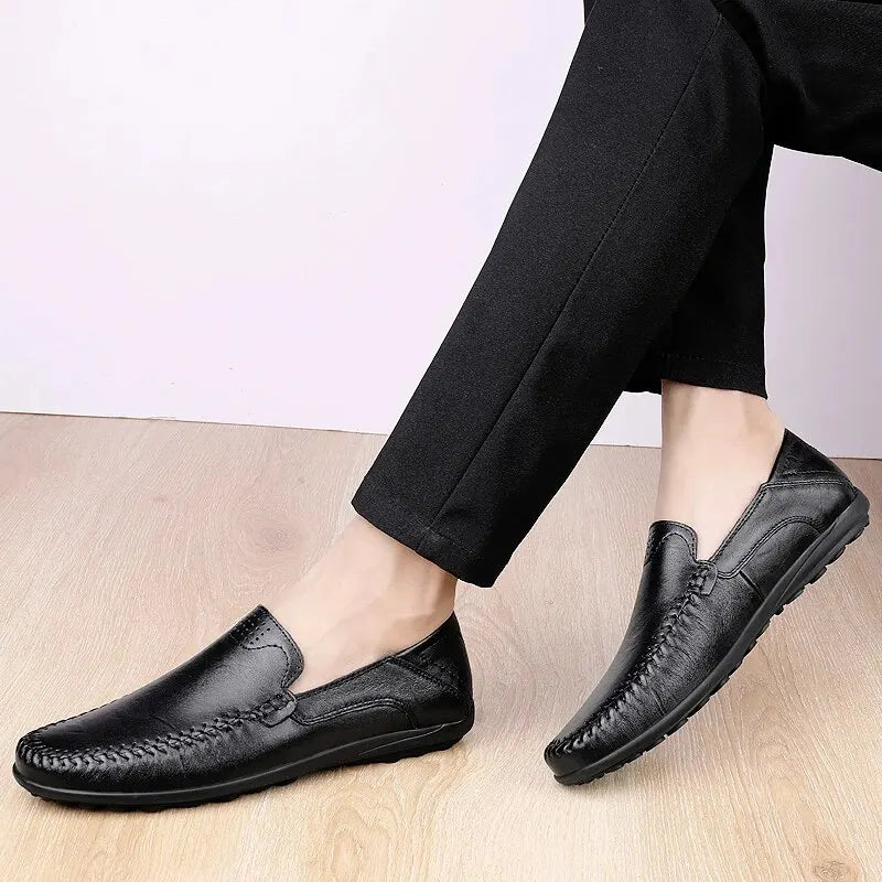 CLOHOO Men's Handmade Genuine Leather Loafer