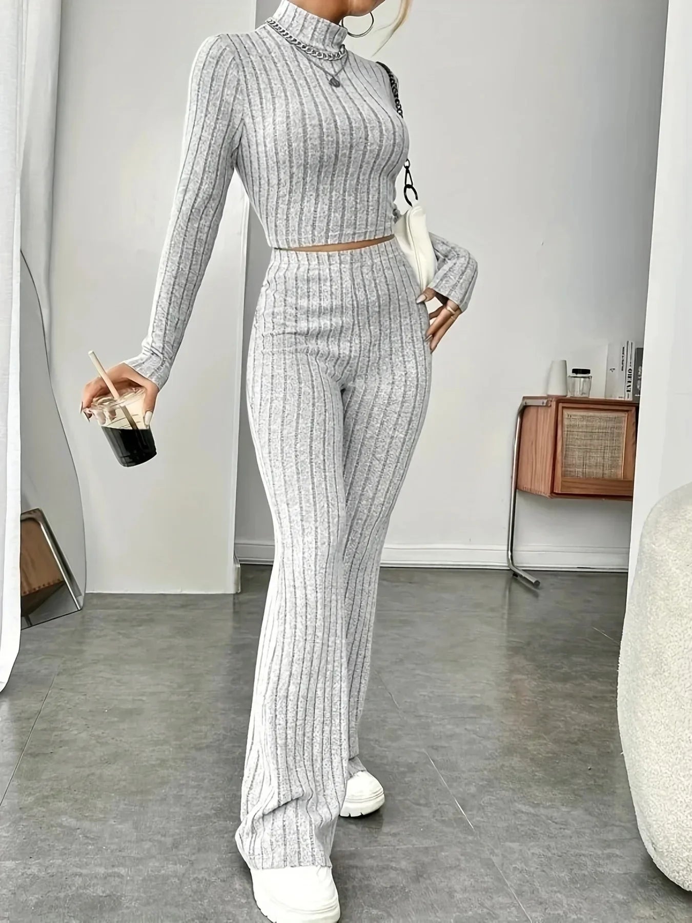 Women's 2-Piece Long Sleeve Crop Top & Flare Pants Set